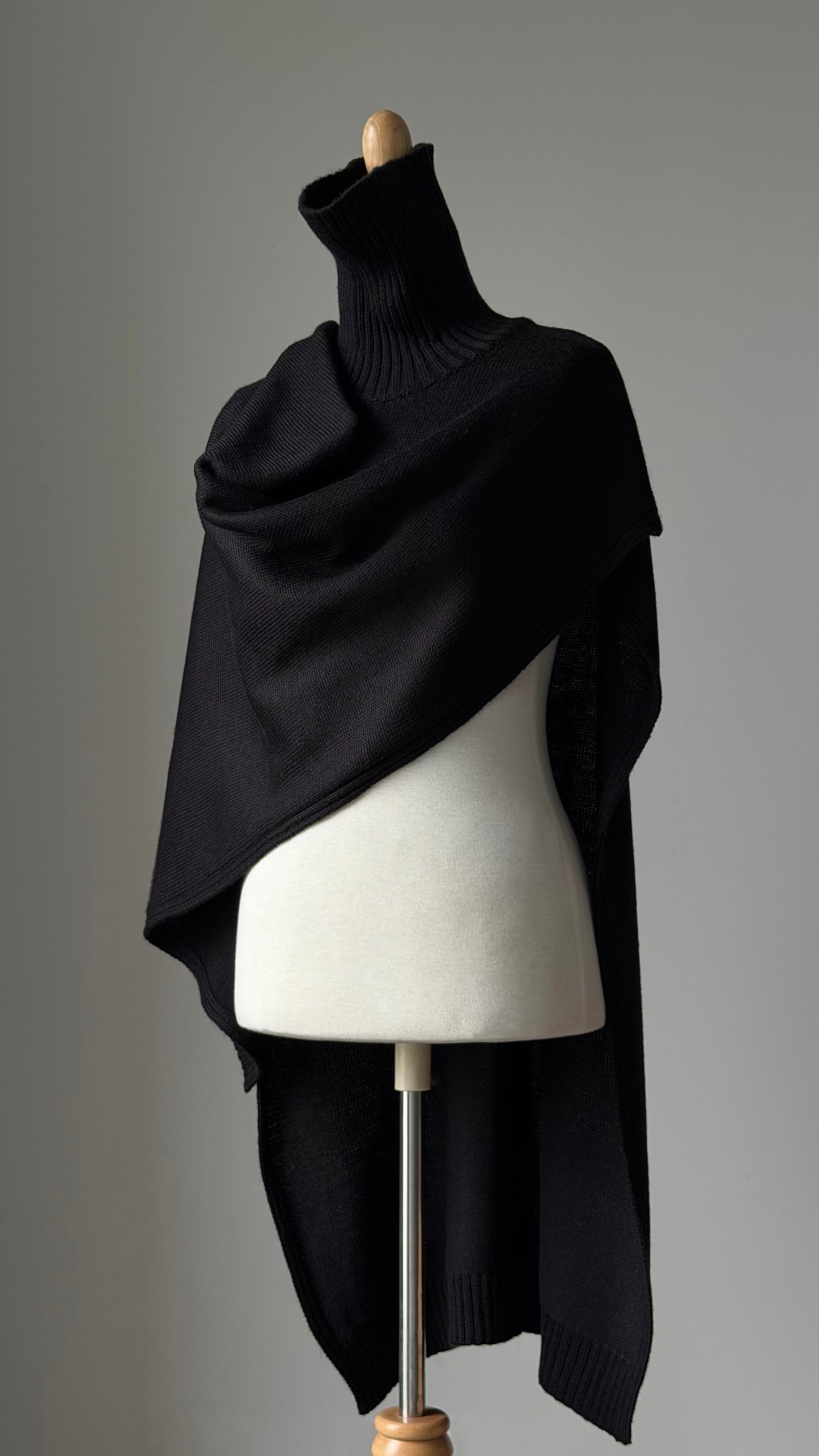 Knitted oversized turtleneck vest