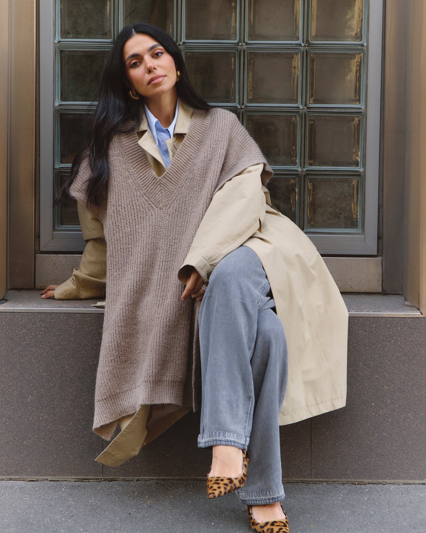 Knitted oversized v-neck vest